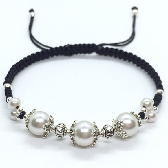 Handmade Ivory Glass Pearls Shamballa Bracelet - Picture 1 of 4